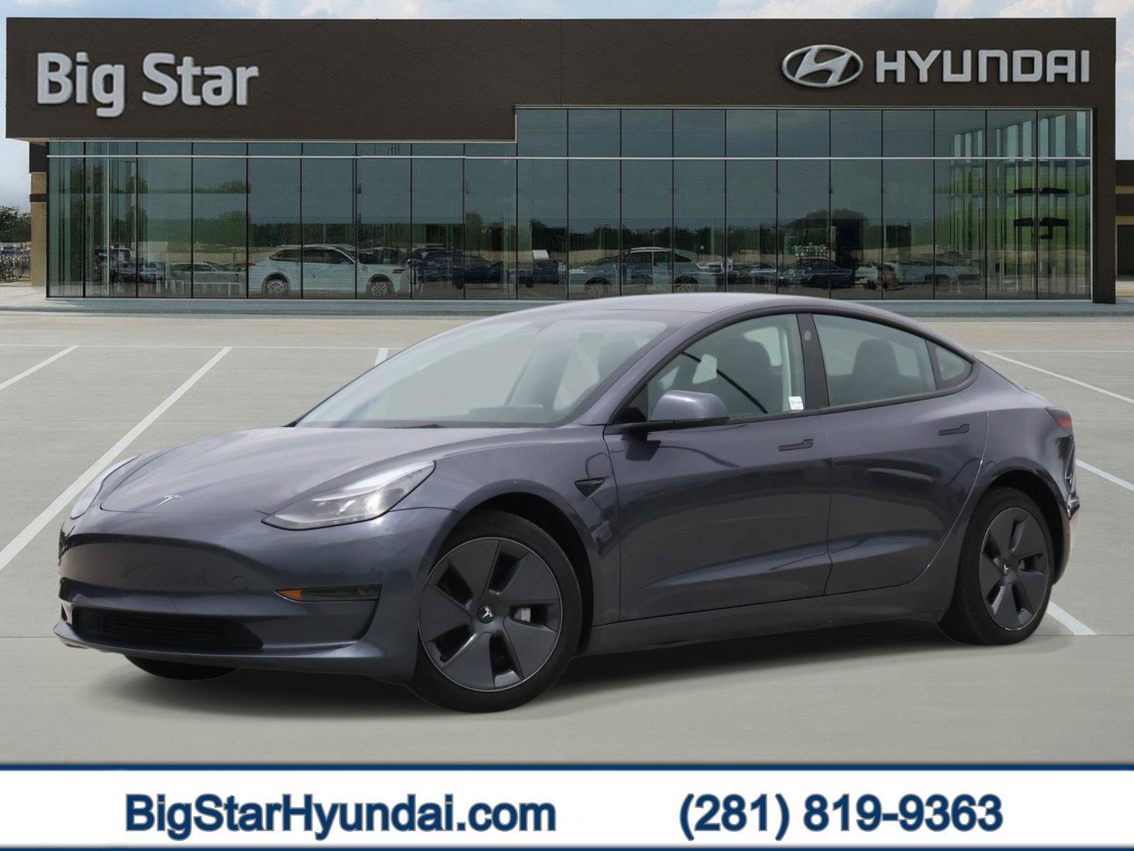 2023 Tesla Model 3 -'s photo