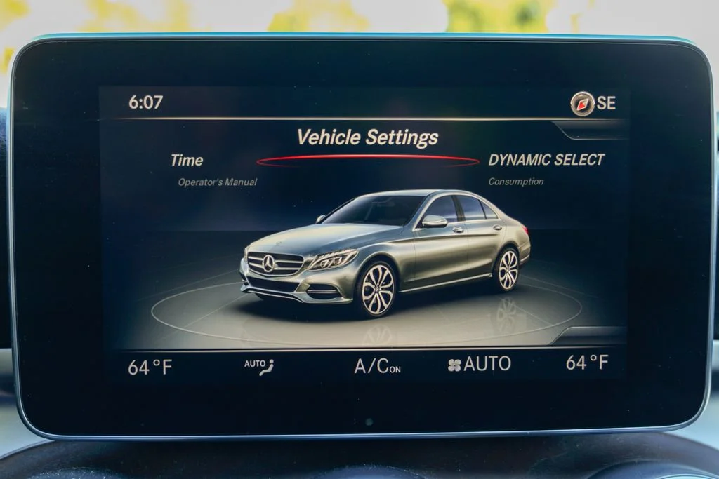 Used 2018 Polar White Mercedes-Benz C 300 image 54