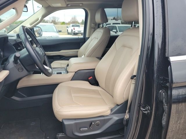 Used 2024 Black Ford Limited image 22
