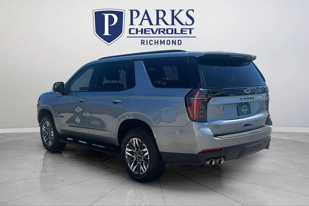 Used 2025 Gray Chevrolet Z71 image 5