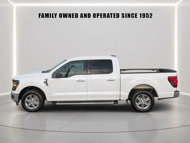 Used 2025 White Ford XLT image 3