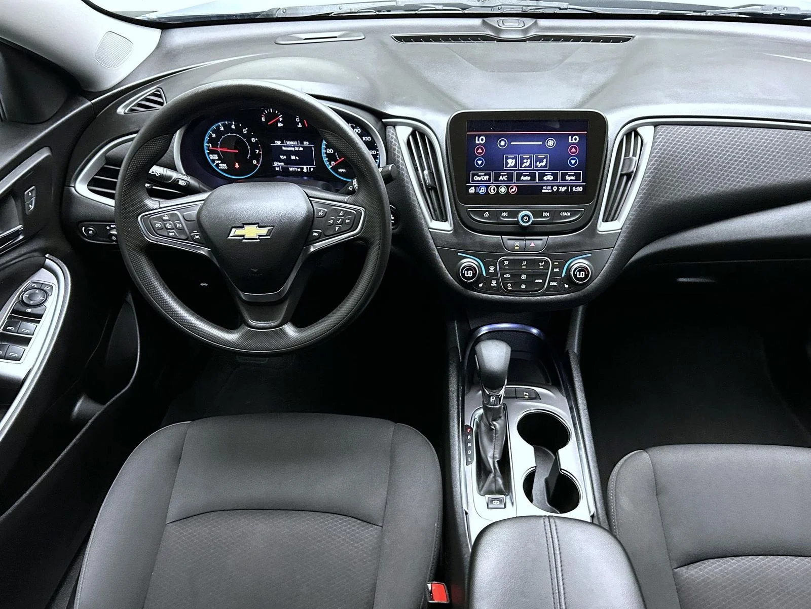 Used 2025 Blue Chevrolet LT image 14