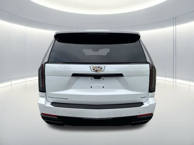 Used 2025 White Cadillac Sport image 4