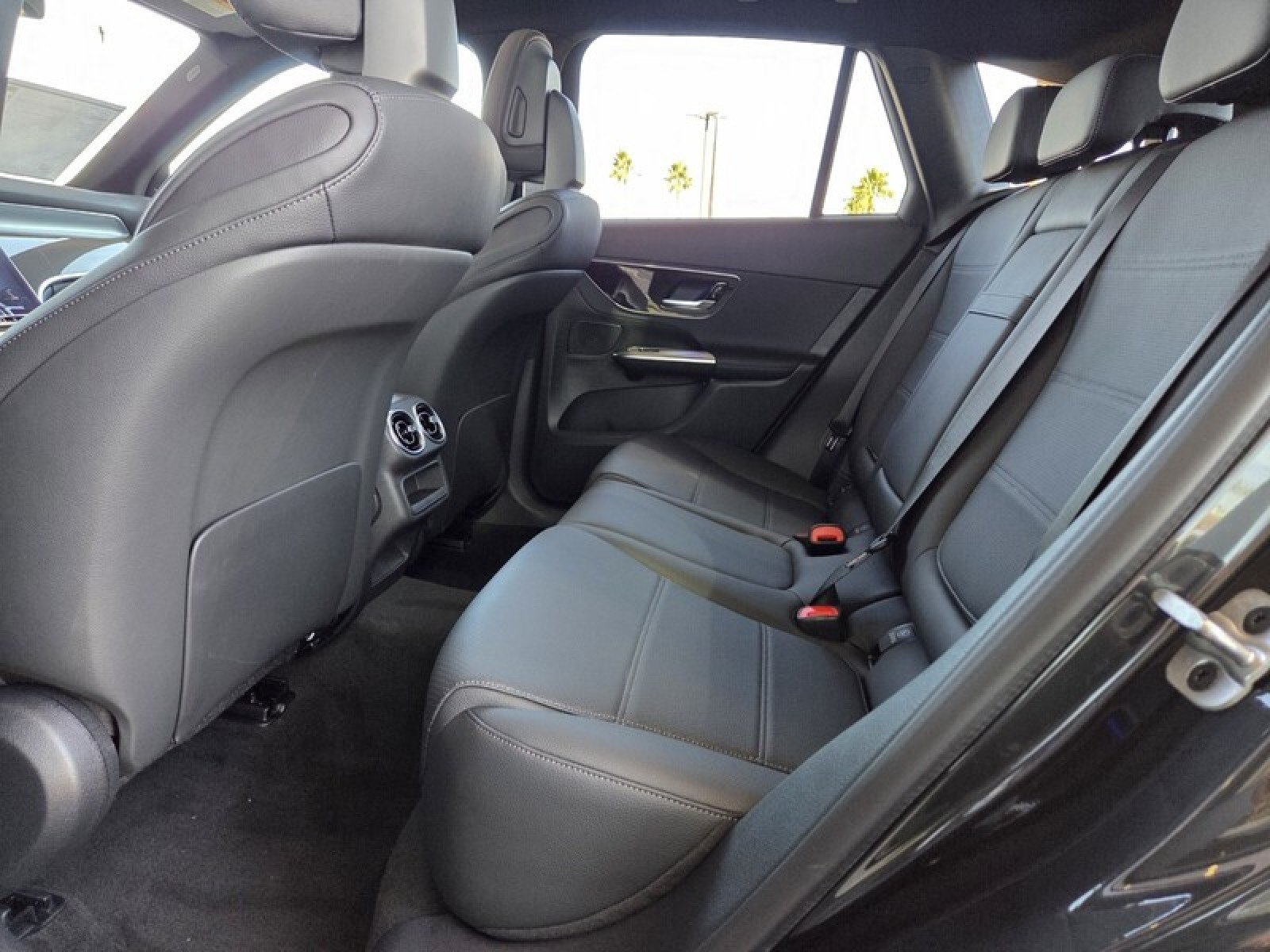 New 2026 Graphite Grey Metallic Mercedes-Benz GLC 300 SUV image 13