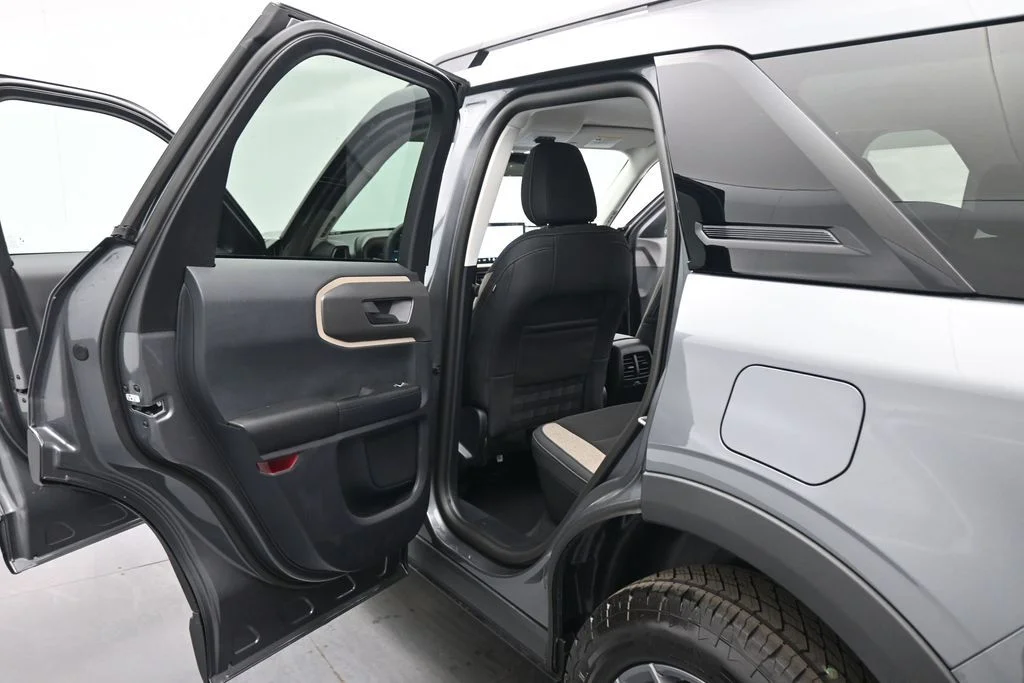 New 2026 Carbonized Gray Metallic Ford Big Bend image 27