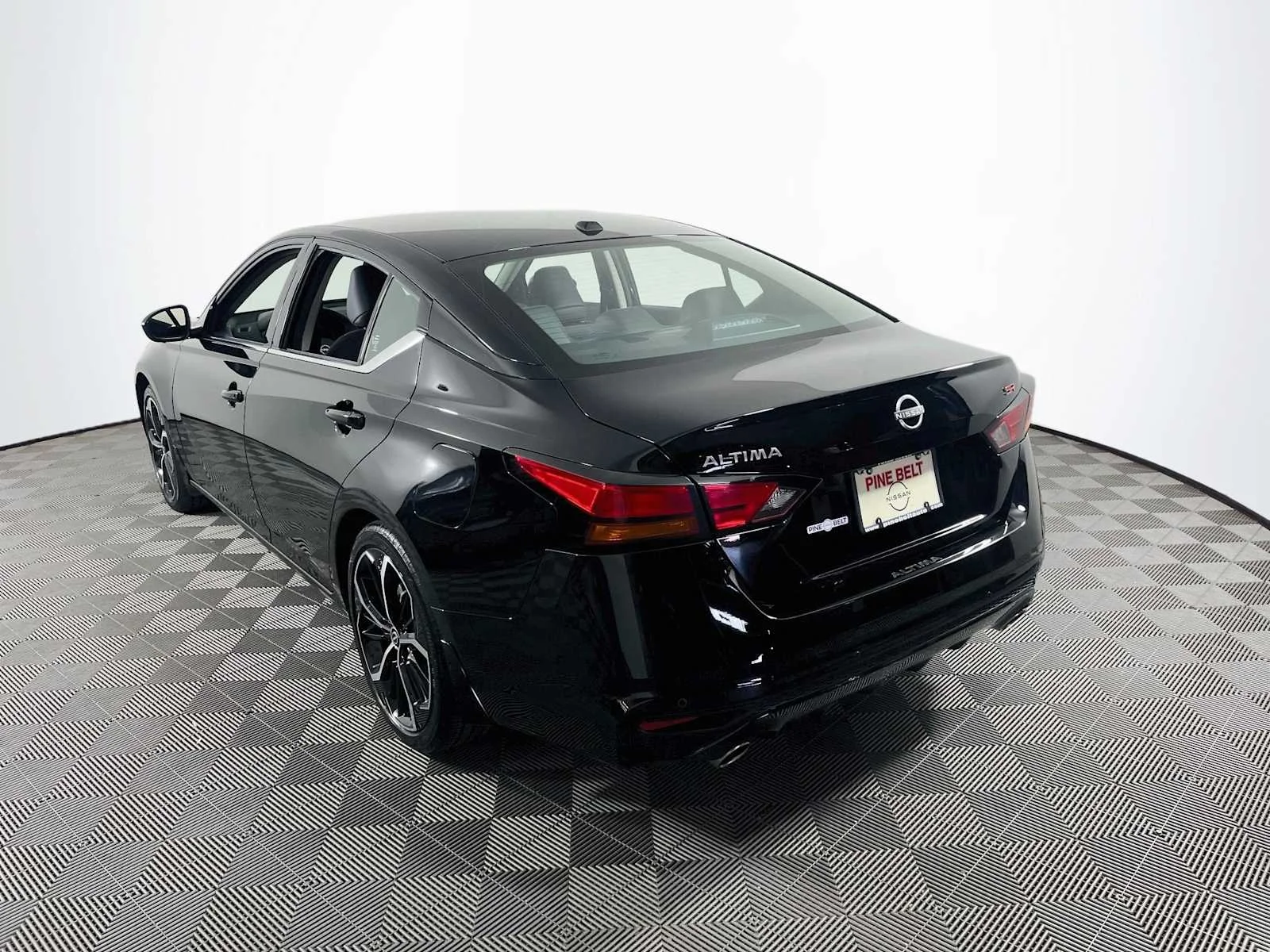 Certified Used 2025 Super Black Nissan SR image 6