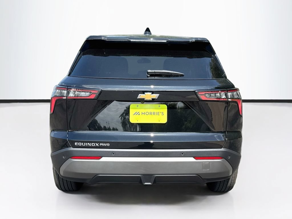 2027 Chevrolet Equinox LT - Photo 6