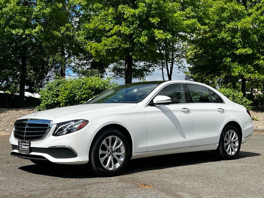 2019 Mercedes-Benz E-Class E300 4MATIC's photo