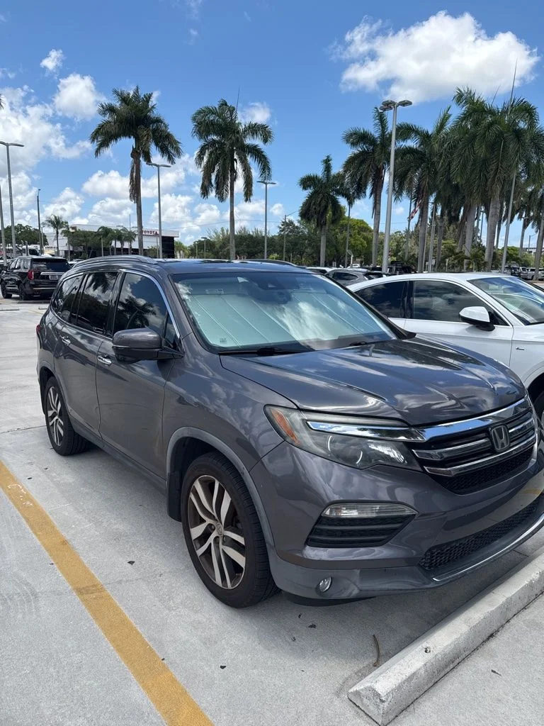 2016 Honda Pilot 2WD Touring's photo