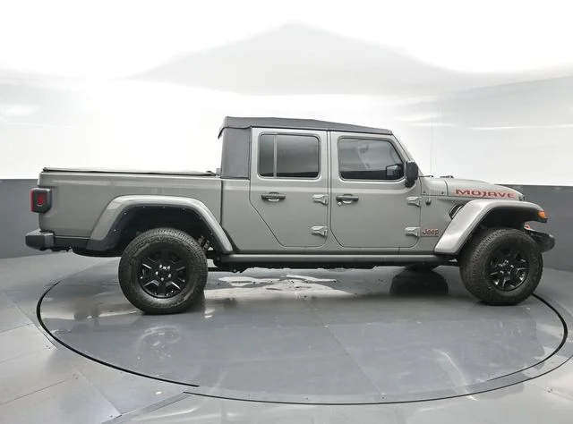 Used 2022 Gray Jeep Mojave image 8