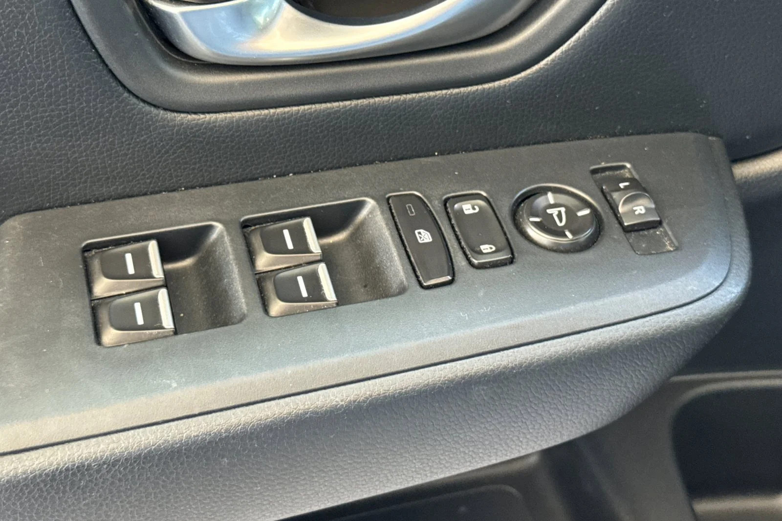 Used 2023 Gray Honda Sport image 12
