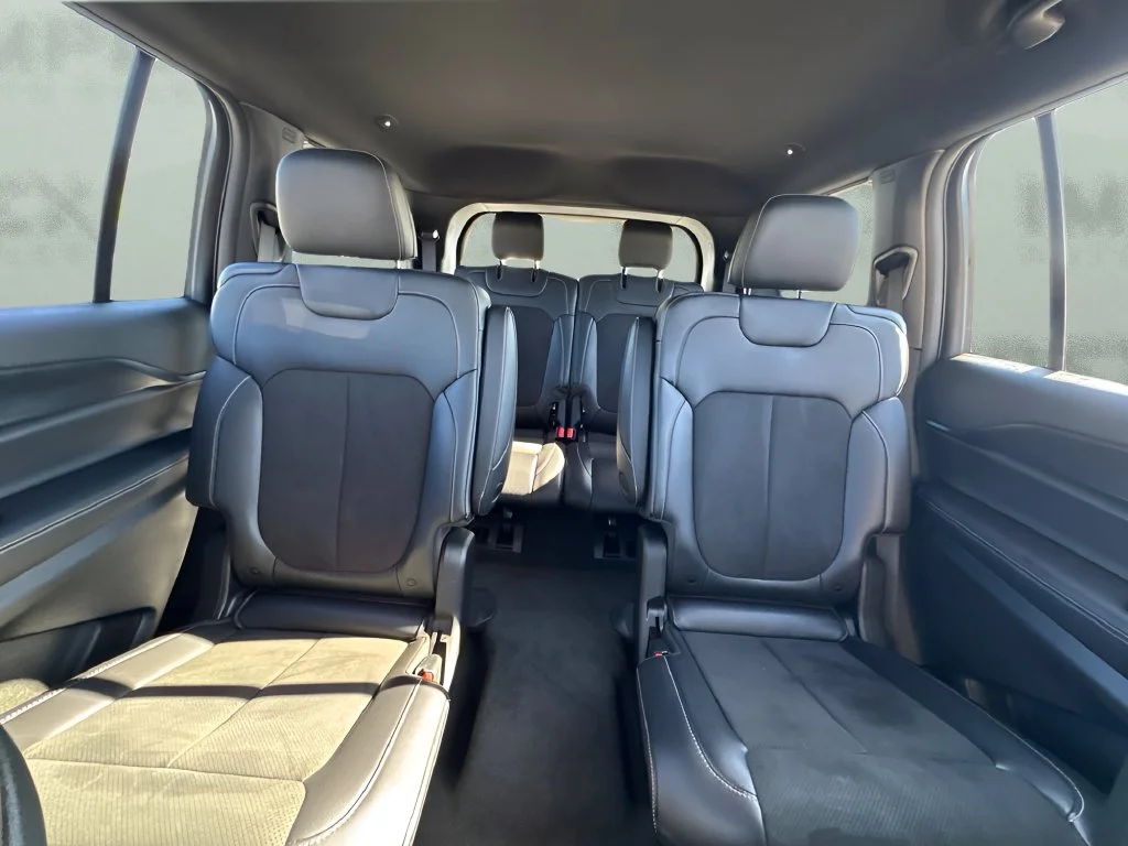 Used 2025 Silver Jeep Altitude image 10