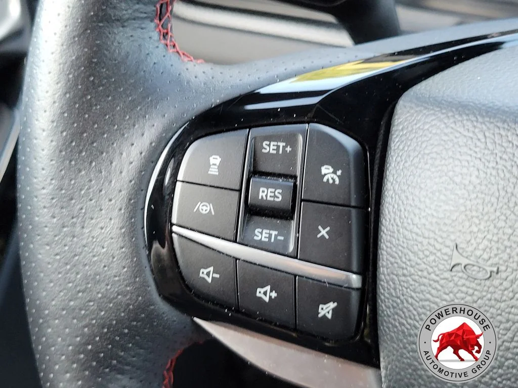 Used 2023 Silver Ford ST-Line image 30