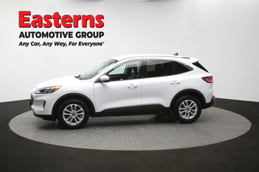 Used 2021 White Ford SE image 59