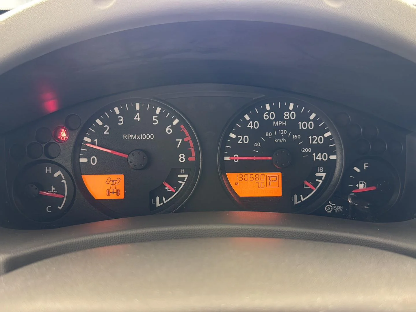 Used 2014 Lava Red Nissan SV image 6