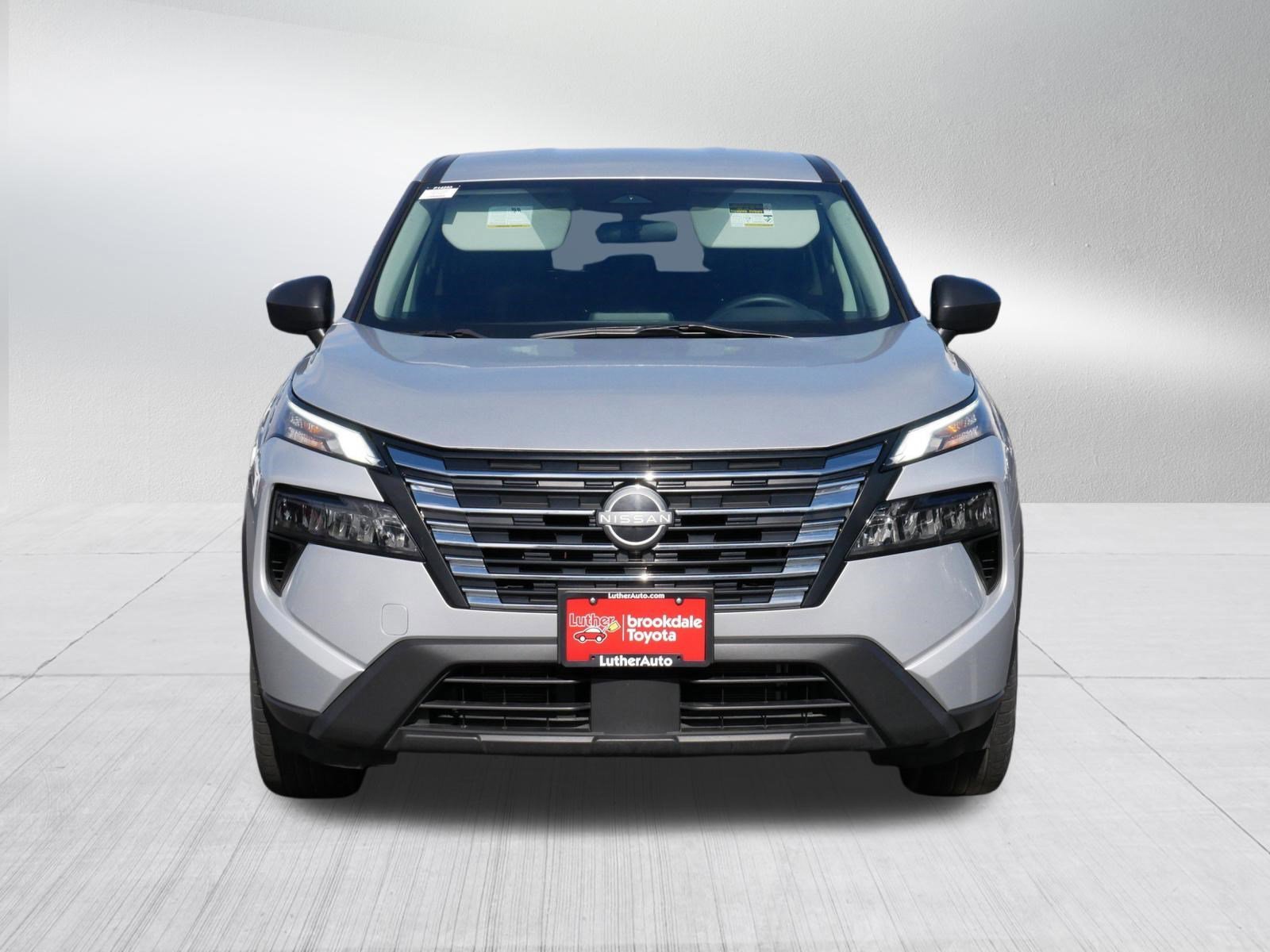 Used 2024 Nissan Rogue S with VIN 5N1BT3AB4RC758674 for sale in Brooklyn Center, Minnesota