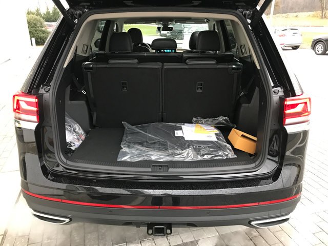 2026 Volkswagen Atlas SE w/Tech - Photo 29