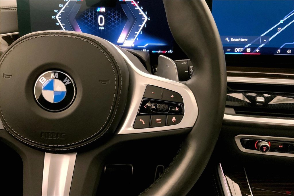 Used 2024 Gray Metallic BMW xDrive40i image 19