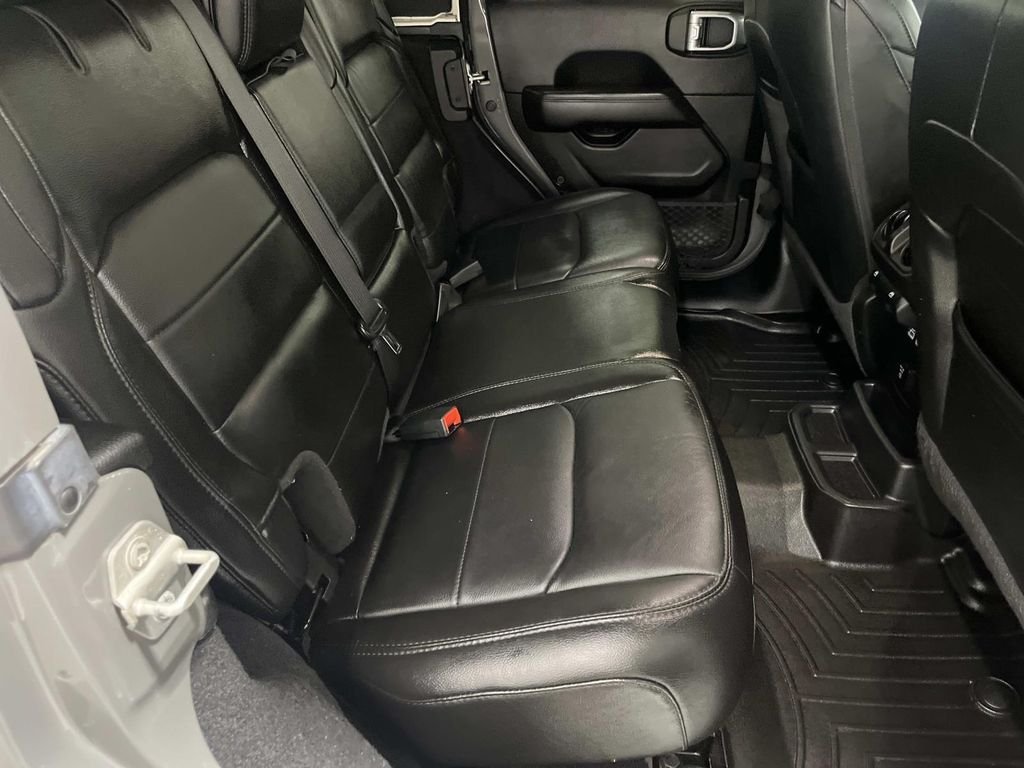 2020 Jeep Wrangler Unlimited Sahara Altitude - Photo 28