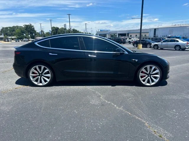 Used 2018  Tesla Long Range image 5