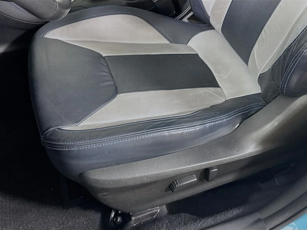 Used 2019 Blue Subaru Hybrid image 23