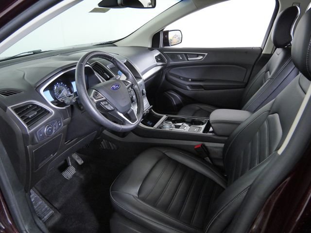 Used 2019 Red Ford SEL image 21