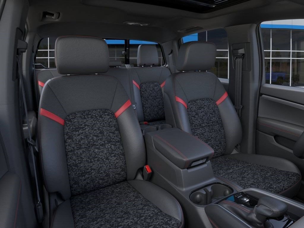 2026 Chevrolet Colorado Z71 - Photo 16