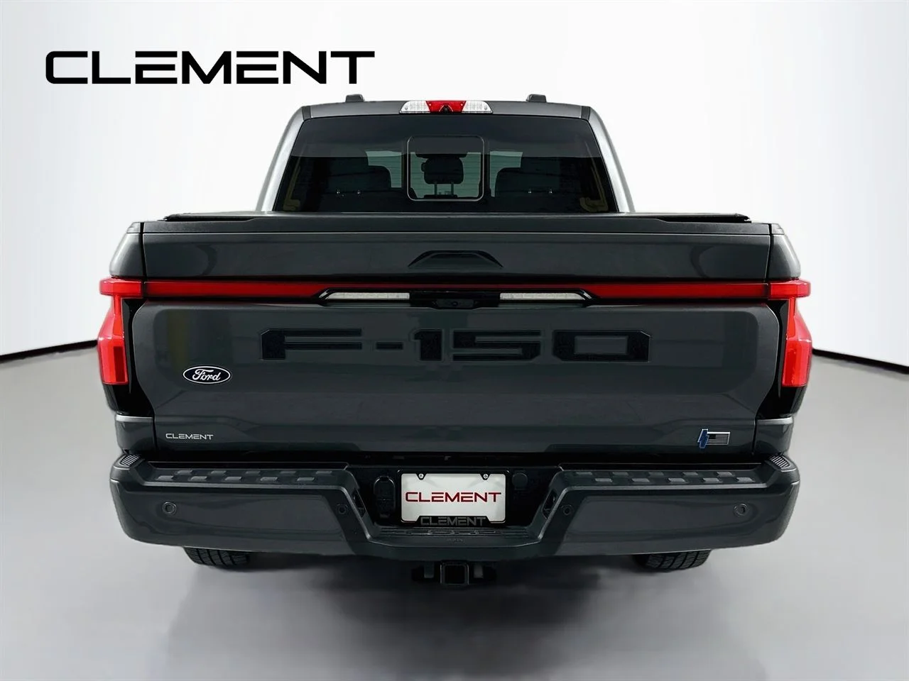 Used 2025 Gray Ford Lariat image 8