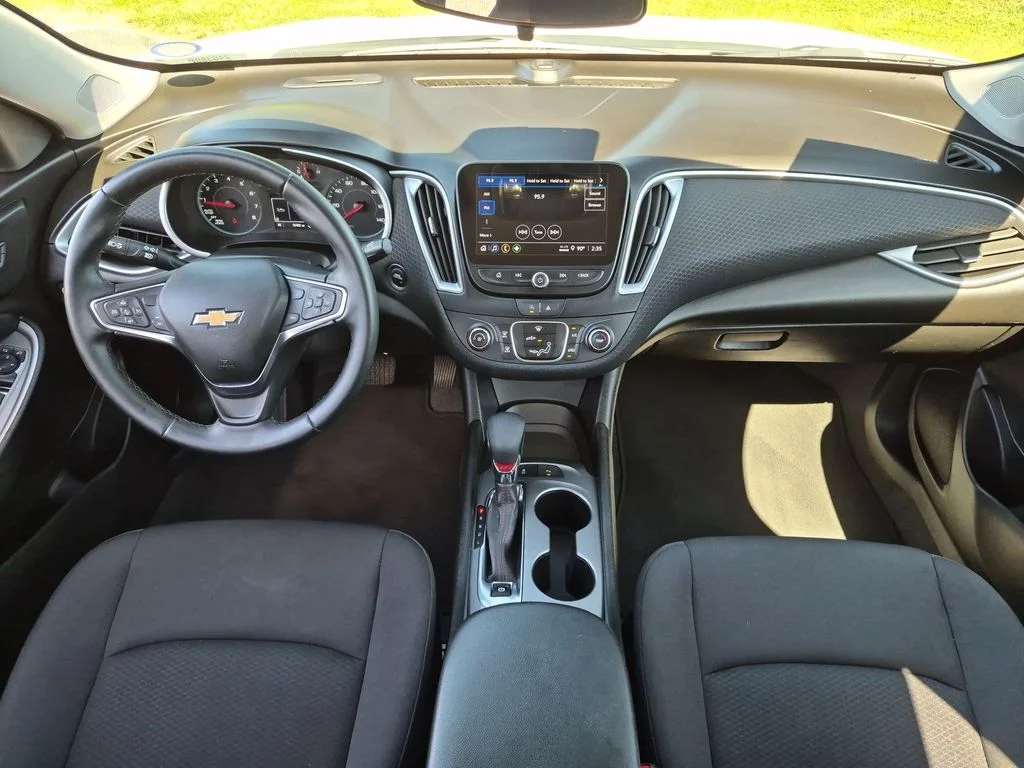 Used 2024 White Chevrolet RS image 21