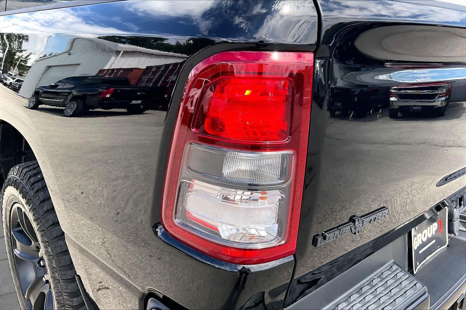 Used 2020 Diamond Black Crystal Pearlcoat Ram Lone Star image 28