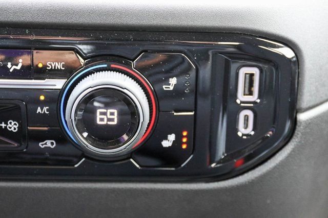 2025 Chevrolet Silverado 1500 LT - Photo 15