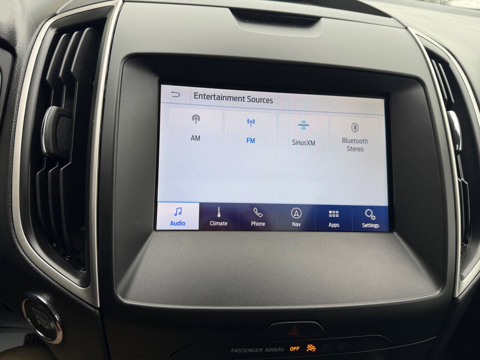 Used 2020 Black Ford SEL image 19