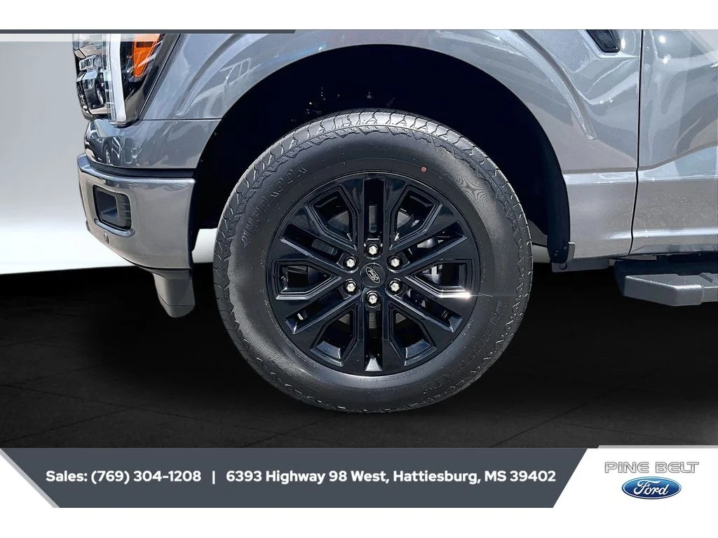 New 2026 Carbonized Gray Metallic Ford Lariat® image 7