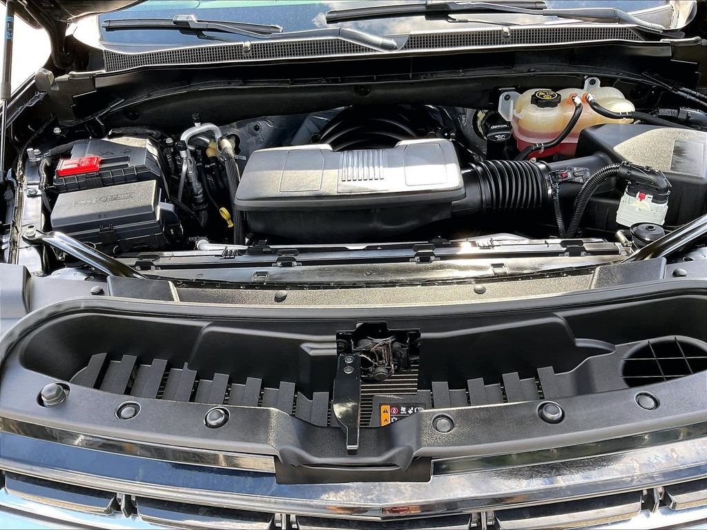 Used 2022 Black Chevrolet LT image 31