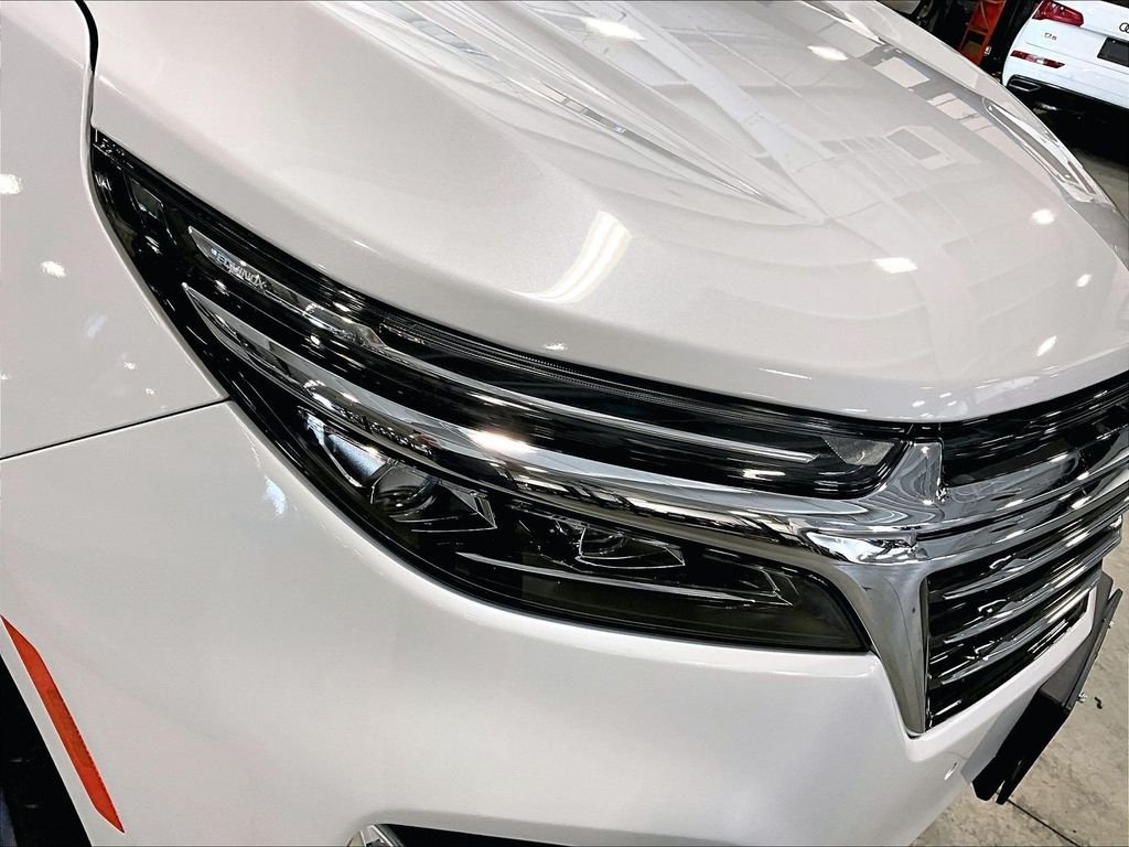 Used 2023 Beige Chevrolet Premier image 34