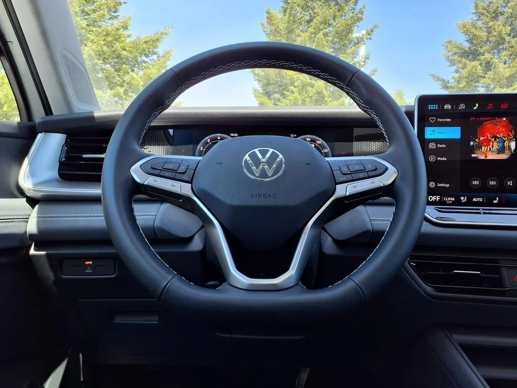 New 2026 Pure White Volkswagen 2.0T SE image 14