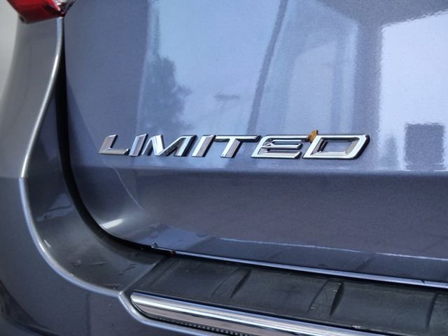 Used 2023 Gray Ford Limited image 7