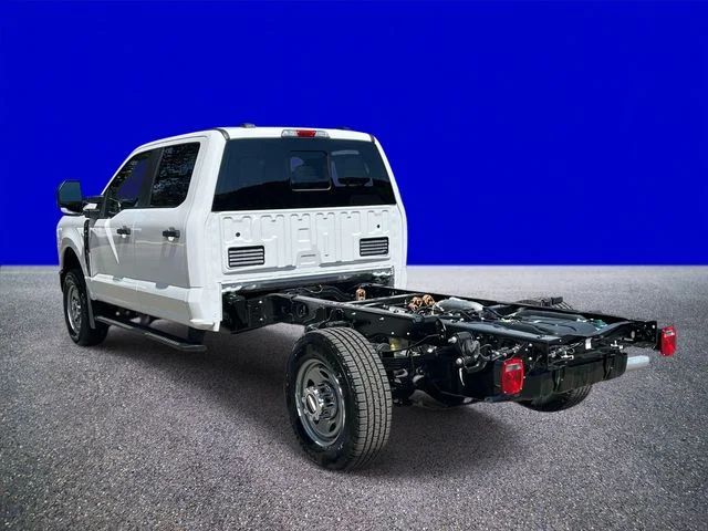 New 2027 White Ford  image 5