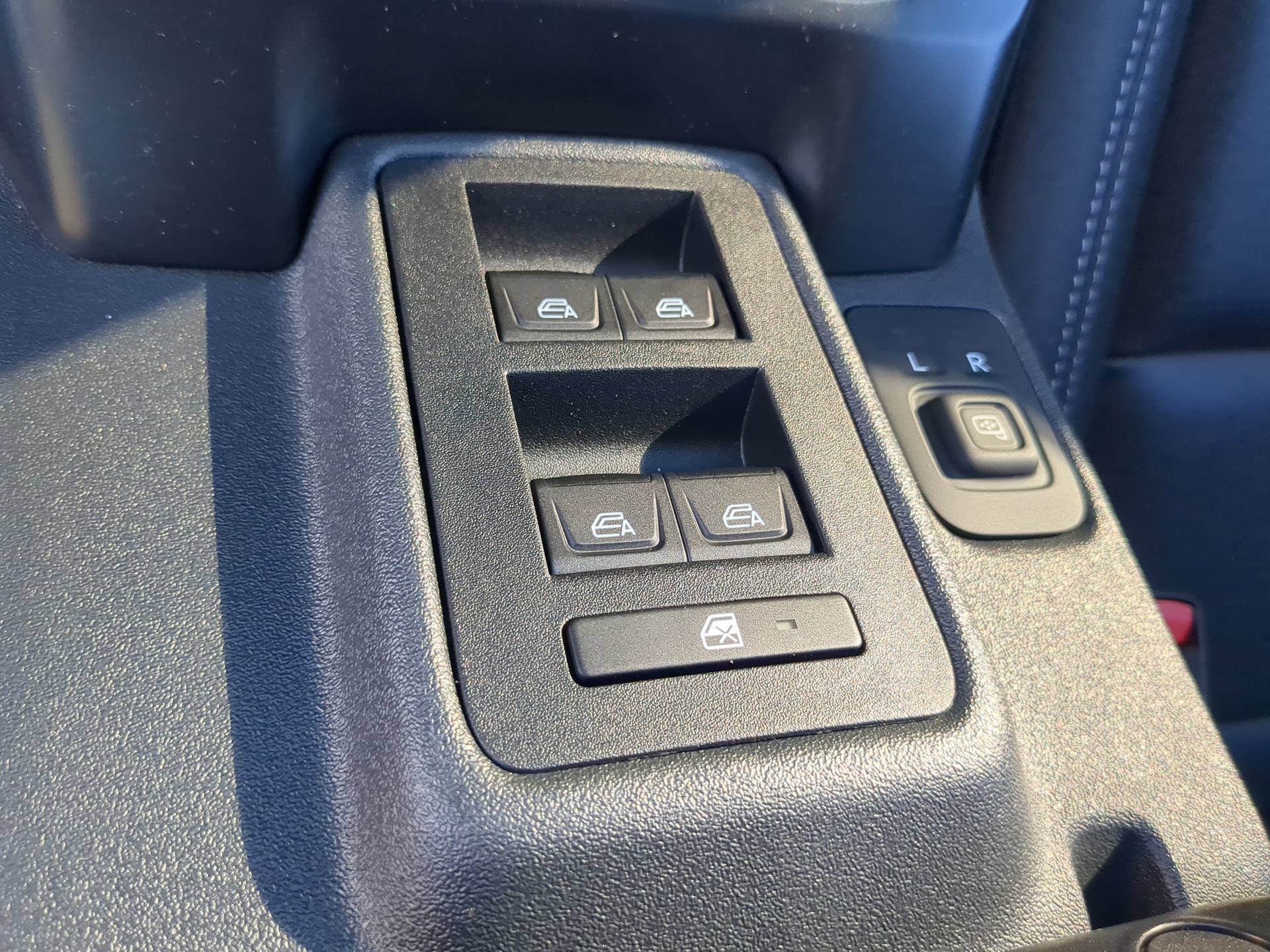 New 2026 Avalanche Gray Ford Badlands® image 52