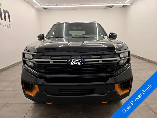 New 2027 Agate Black Metallic Ford Tremor® image 7