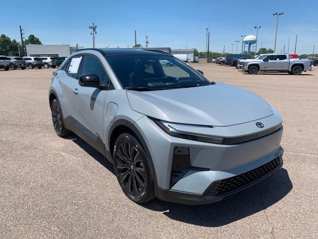 2026 Toyota C-HR XSE