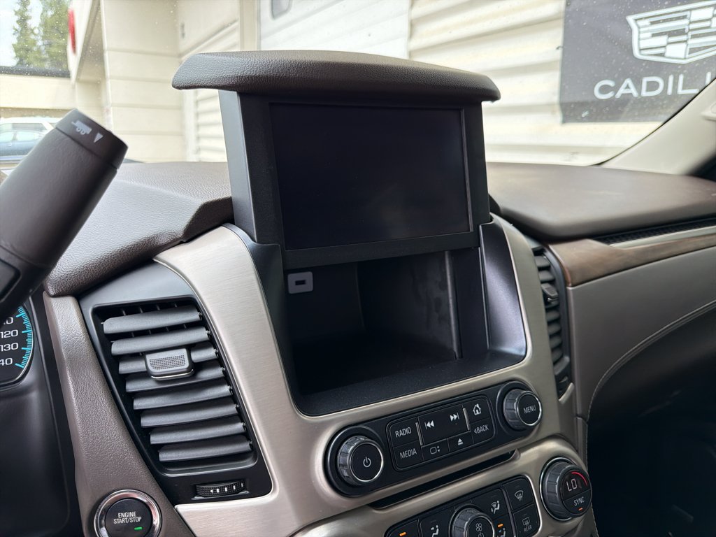 Used 2019 SUMMIT WHITE GMC Denali image 23