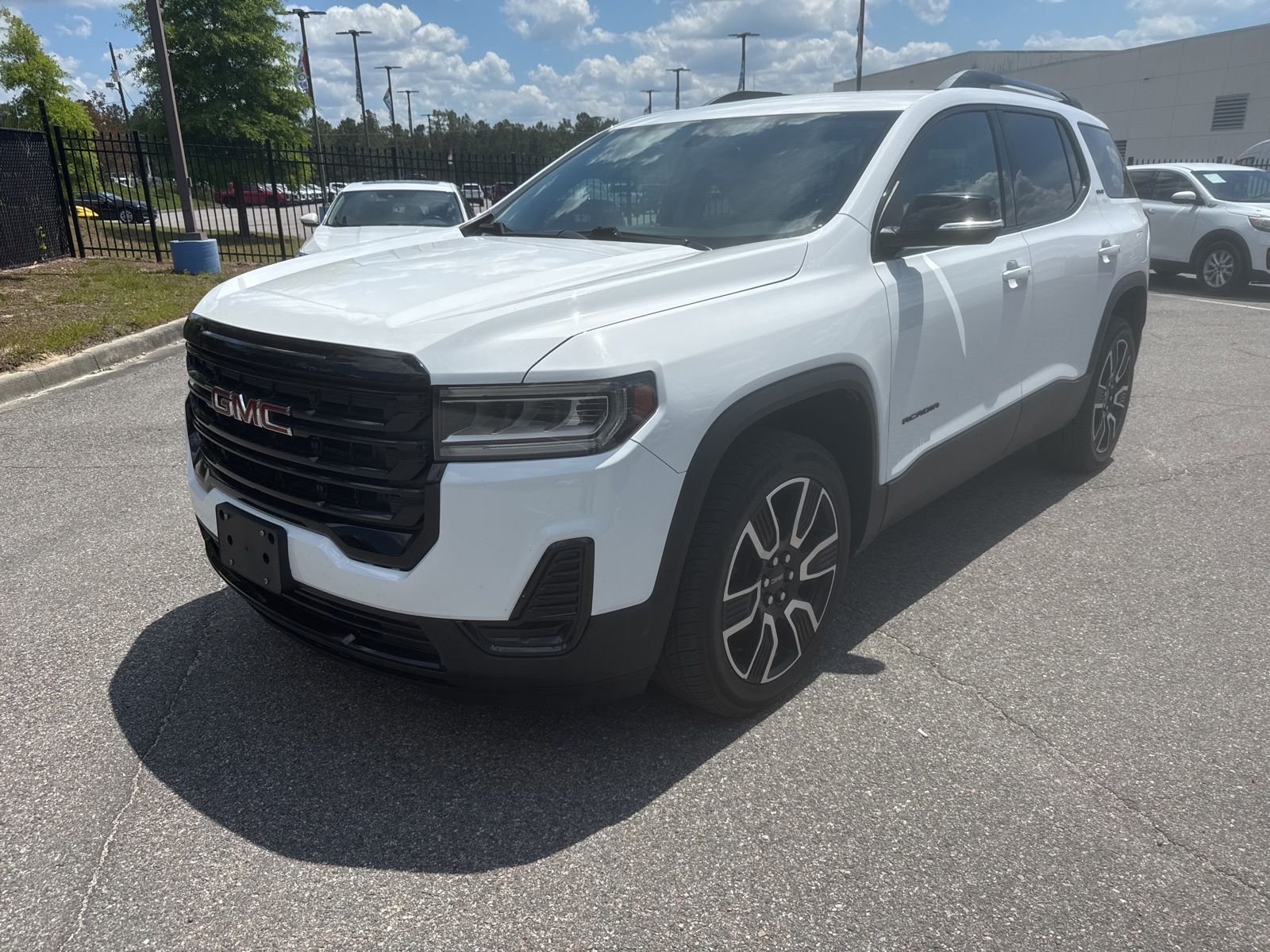 2021 GMC Acadia SLE FWD's photo