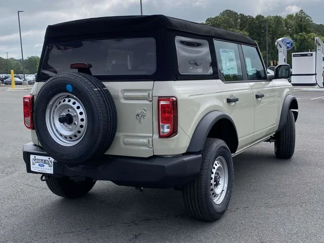 New 2025 Beige Ford Base image 16