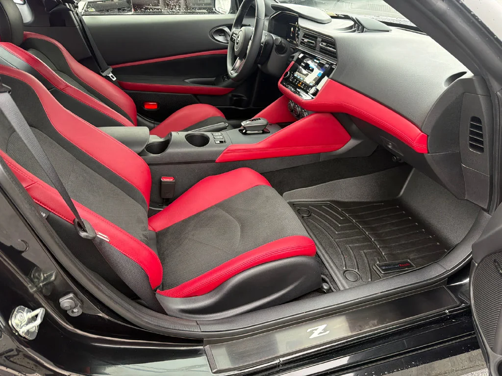 Used 2025 Black Nissan Performance image 13