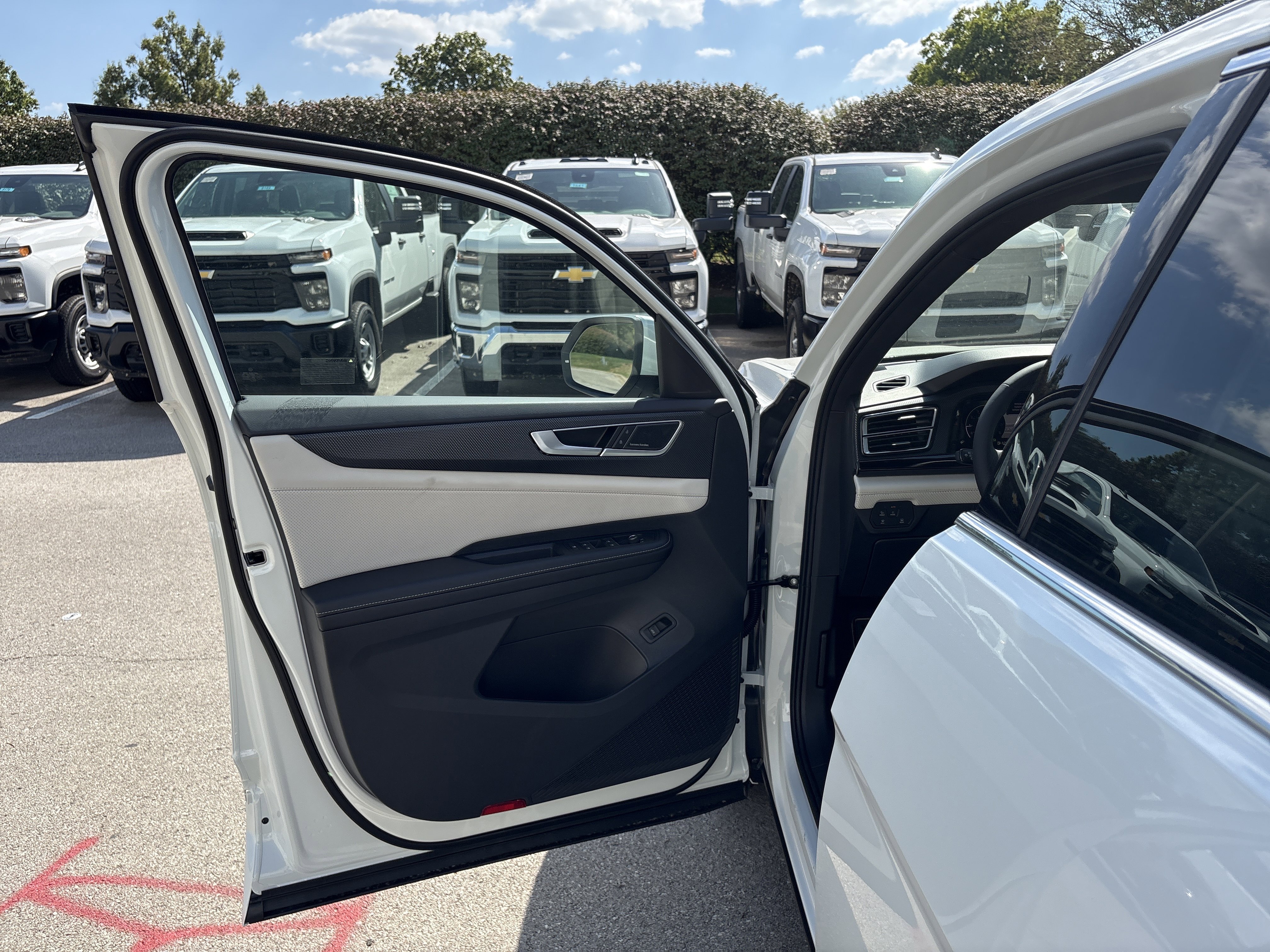 2026 Volkswagen Atlas Cross Sport SEL Premium R-LINE - Photo 9