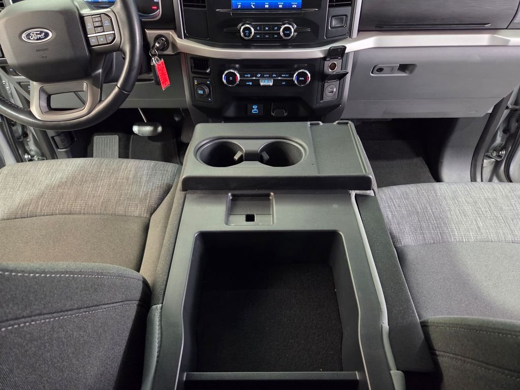 Used 2022 Silver Metallic Ford XLT image 26