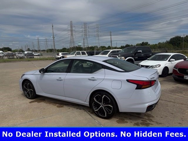 Used 2025 Gray Sky Pearl Nissan SR image 4