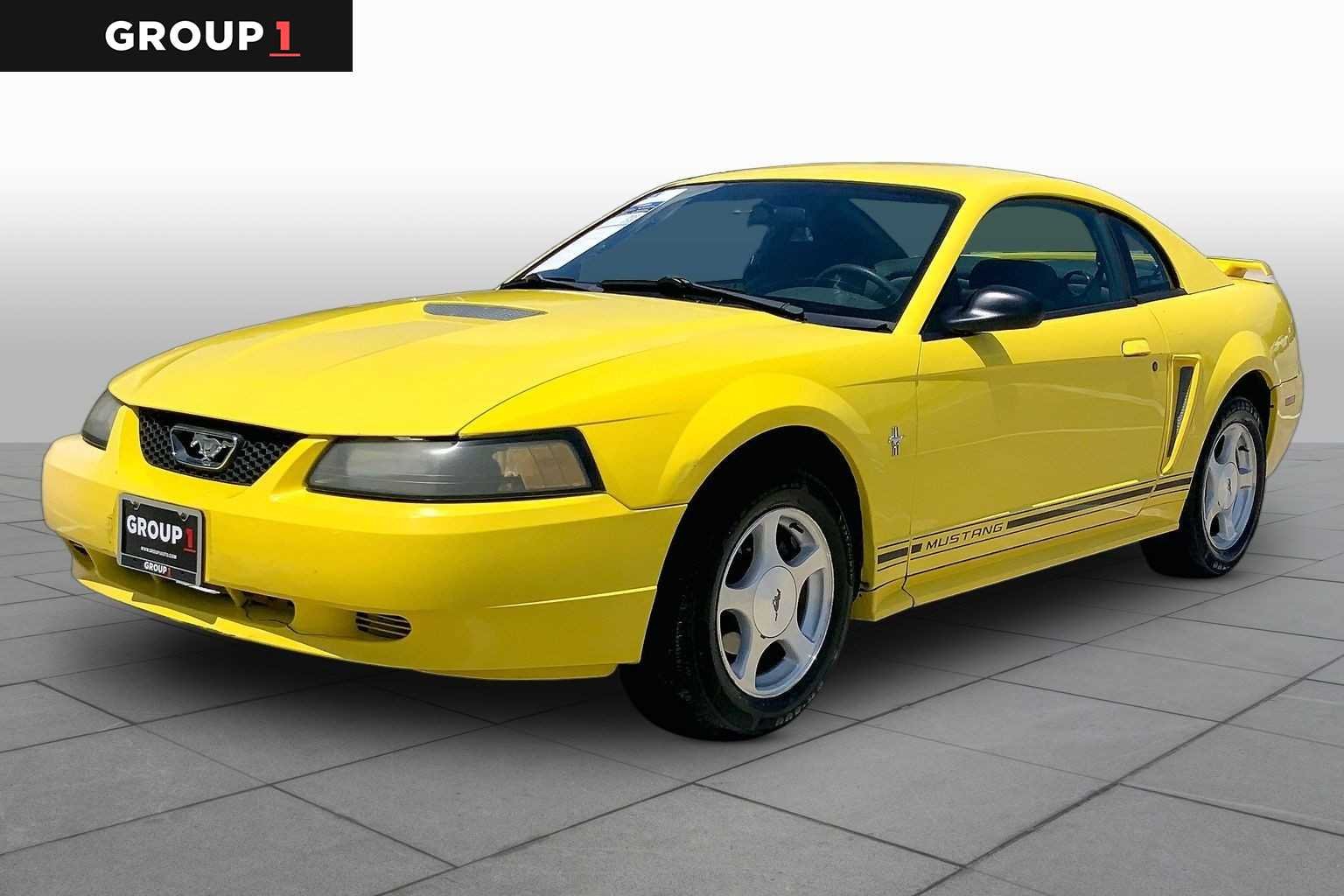 Pre-Owned 2001 Ford Mustang Deluxe