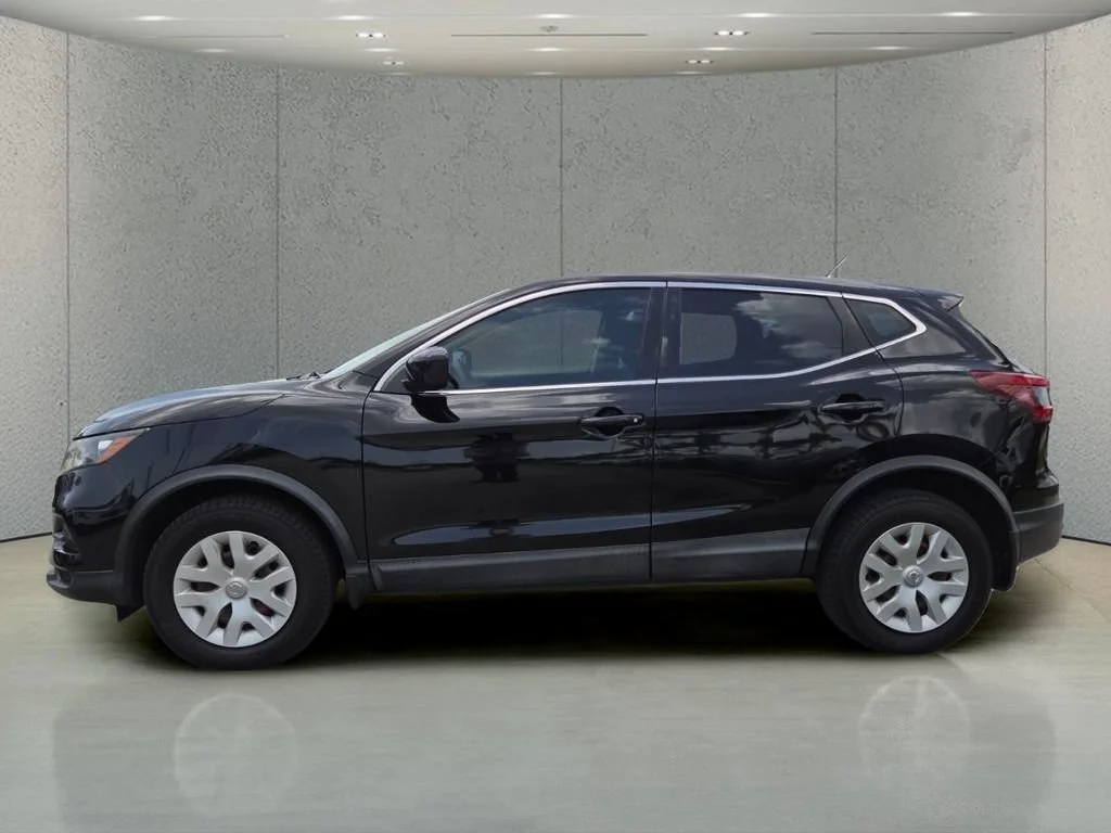 Used 2020 Magnetic Black Pearl Nissan S image 9